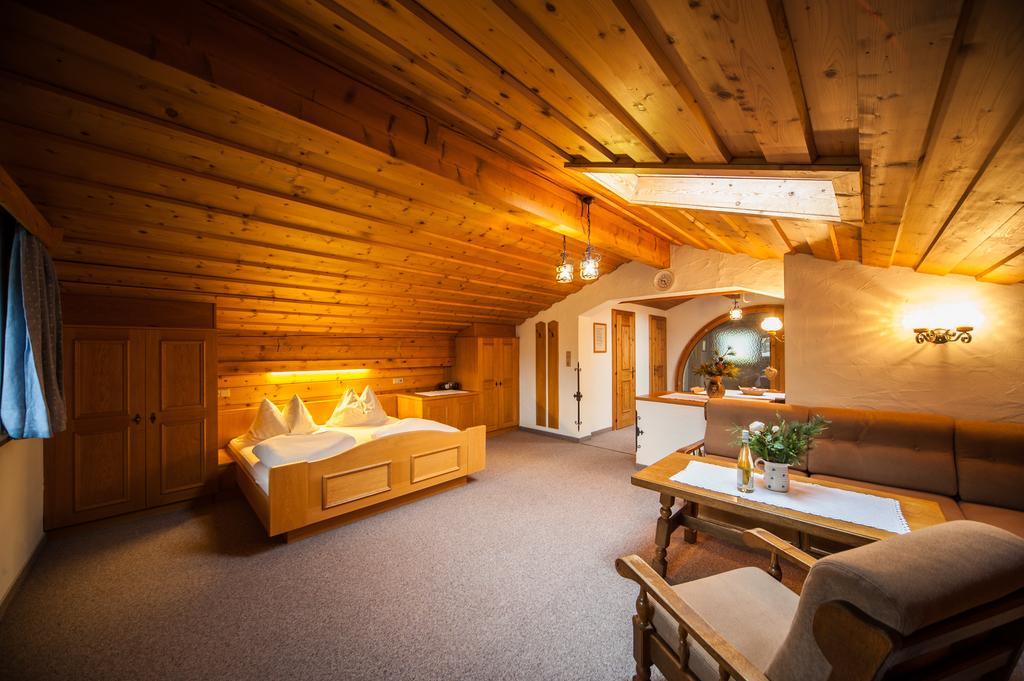 Ferienhaus Larinmos レルモース 部屋 写真